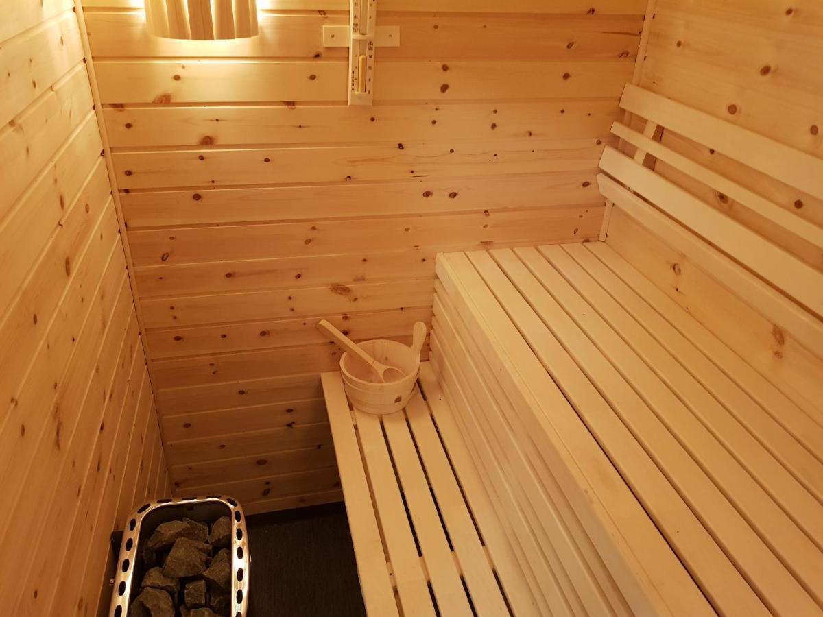 Fjallnaes Camping & Lodges Ostra Malmagen Екстер'єр фото
