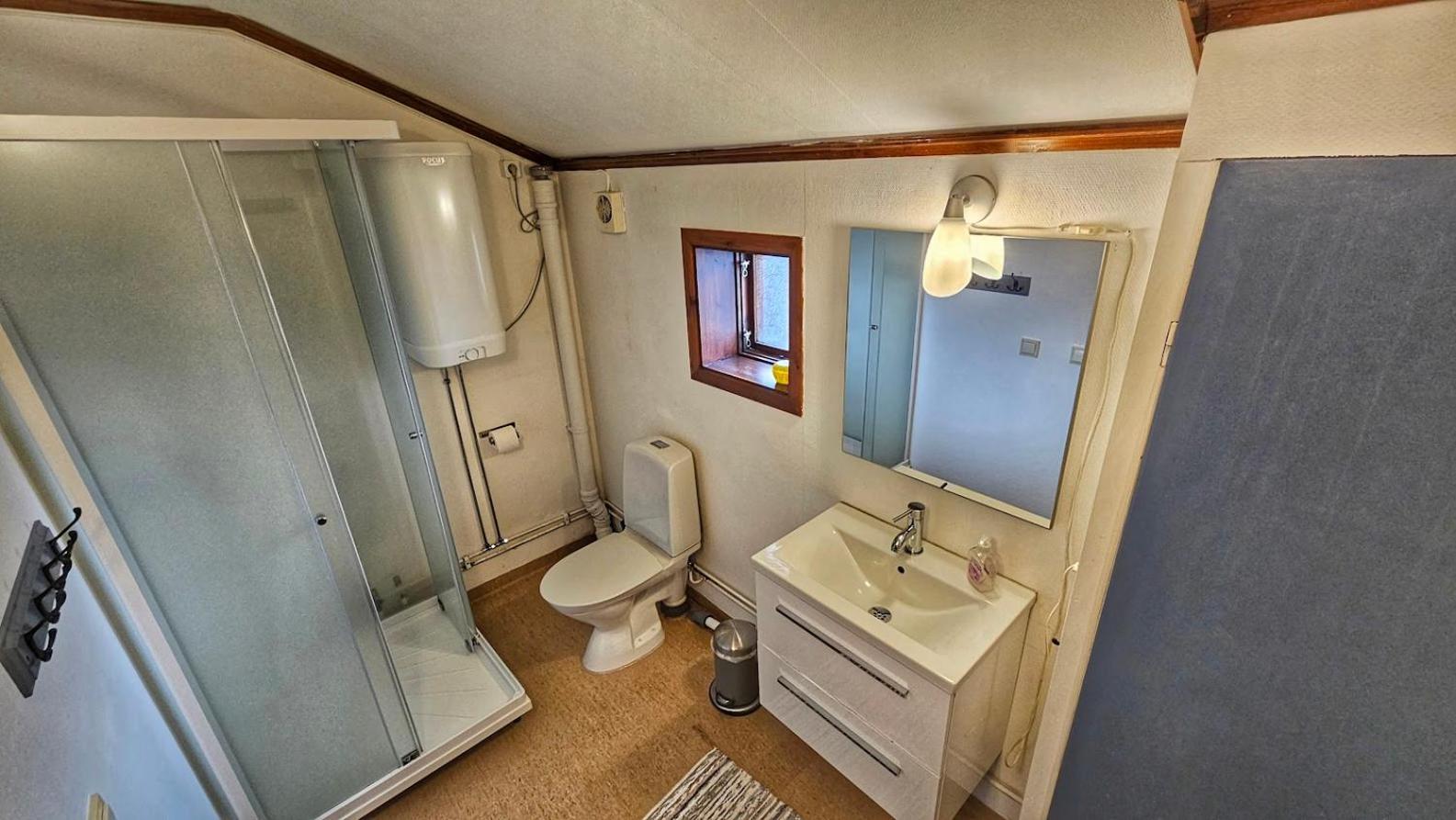 Fjallnaes Camping & Lodges Ostra Malmagen Екстер'єр фото