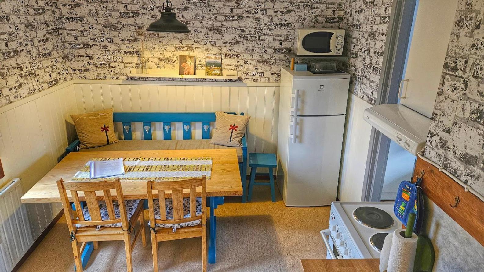Fjallnaes Camping & Lodges Ostra Malmagen Екстер'єр фото