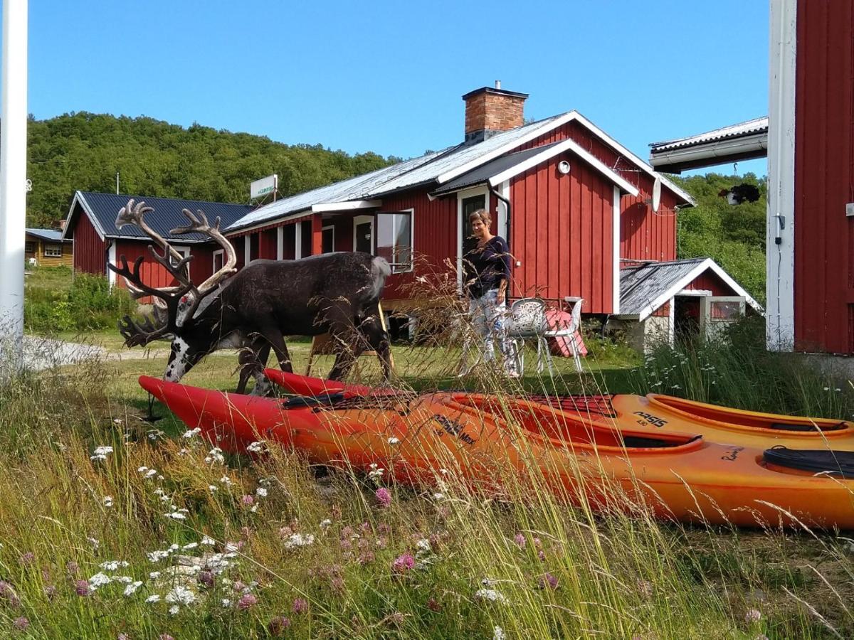 Fjallnaes Camping & Lodges Ostra Malmagen Екстер'єр фото